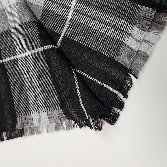 NEW Plaid Wool Blend Dress Scarf, Joseph Abboud - Picture 4 of 9